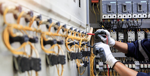 Professional Electrician technician working in Independence, WI